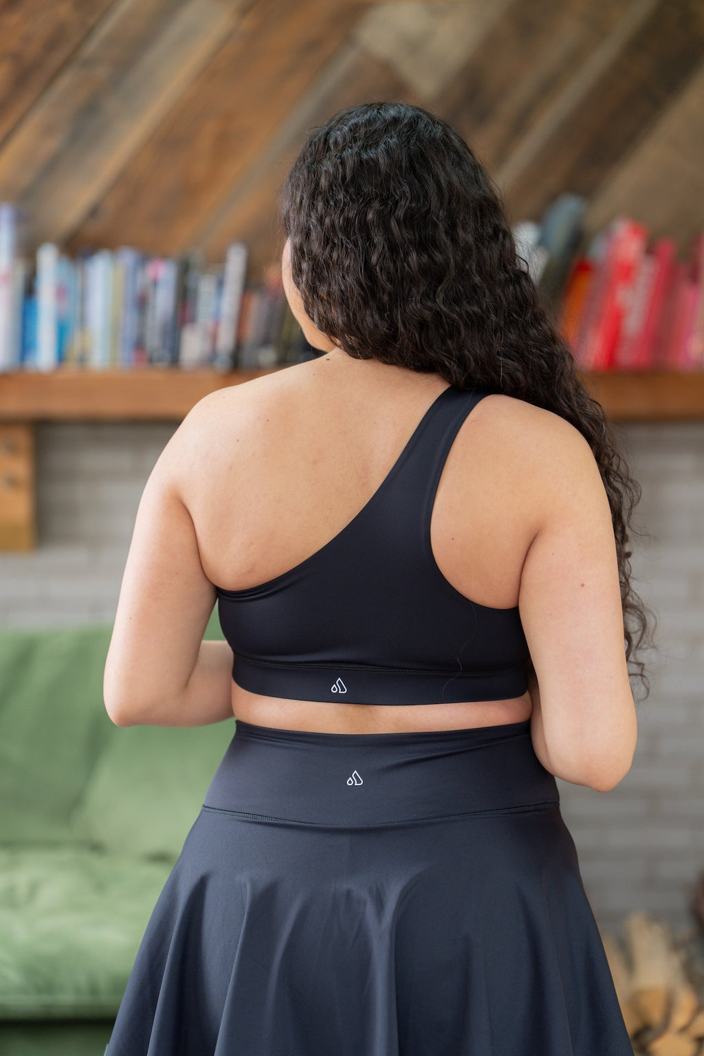 GRAVITY rise asymmetrical sports bra - FlexHer